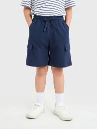 quan-short-kaki